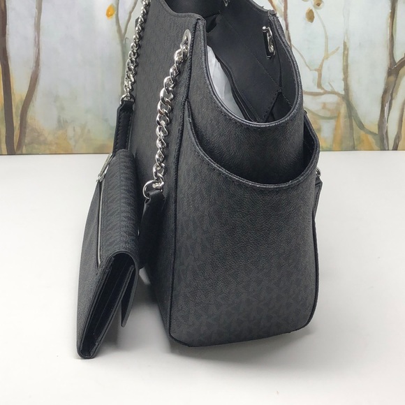 Nwt Michael Kors Bundle Jet Set travel+wallet - Picture 2 of 6